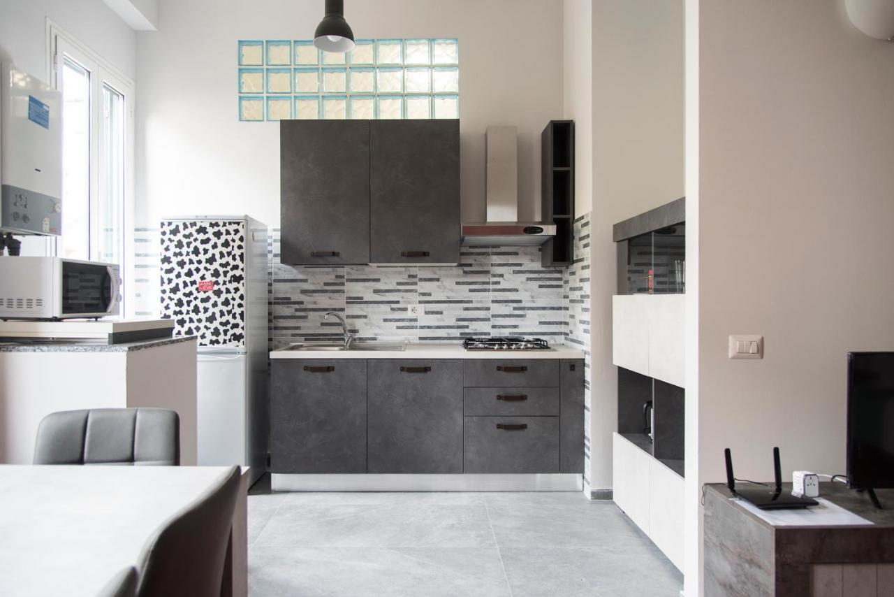 Youhosty - Venini 59 Apartment Милано Екстериор снимка